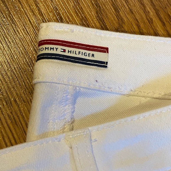 NWOT Tommy Hilfiger White Jeans/Leggings - Picture 3 of 7